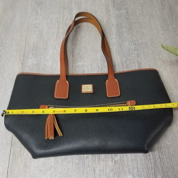 ๐HP๐Dooney & Bourke Pebble Grain Tote - Picture 13 of 16